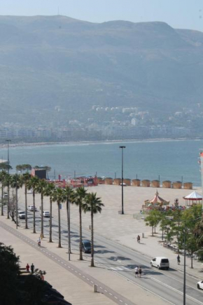 Lungo Mare- Seaview Apartment